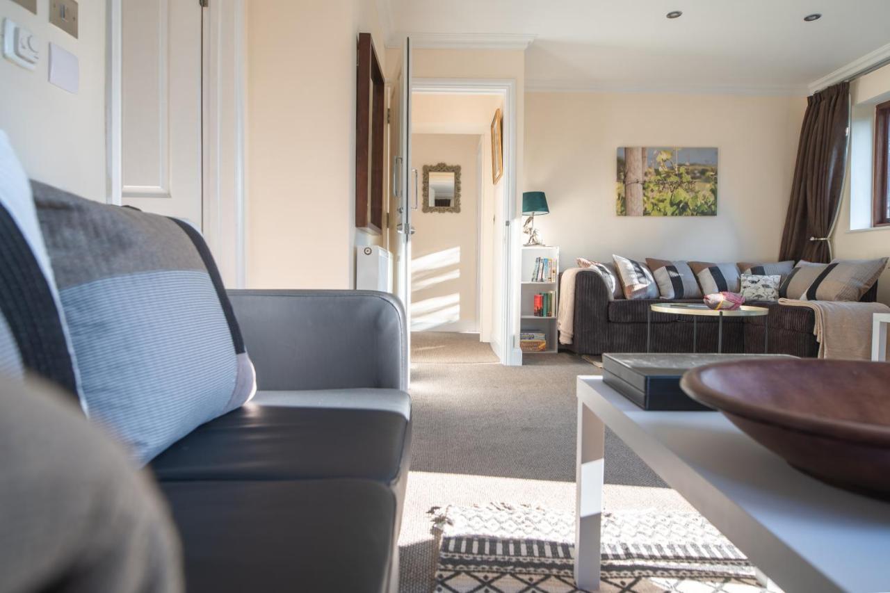Terlingham Lane Cottage Hawkinge Bagian luar foto