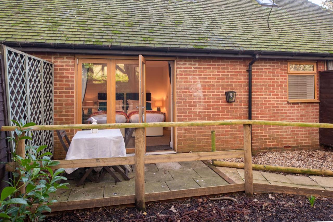 Terlingham Lane Cottage Hawkinge Bagian luar foto