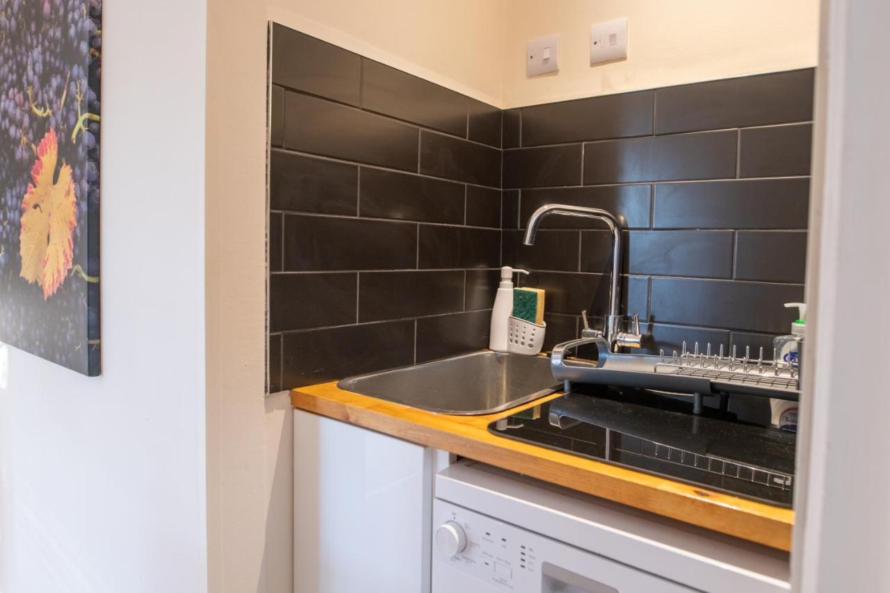 Terlingham Lane Cottage Hawkinge Bagian luar foto